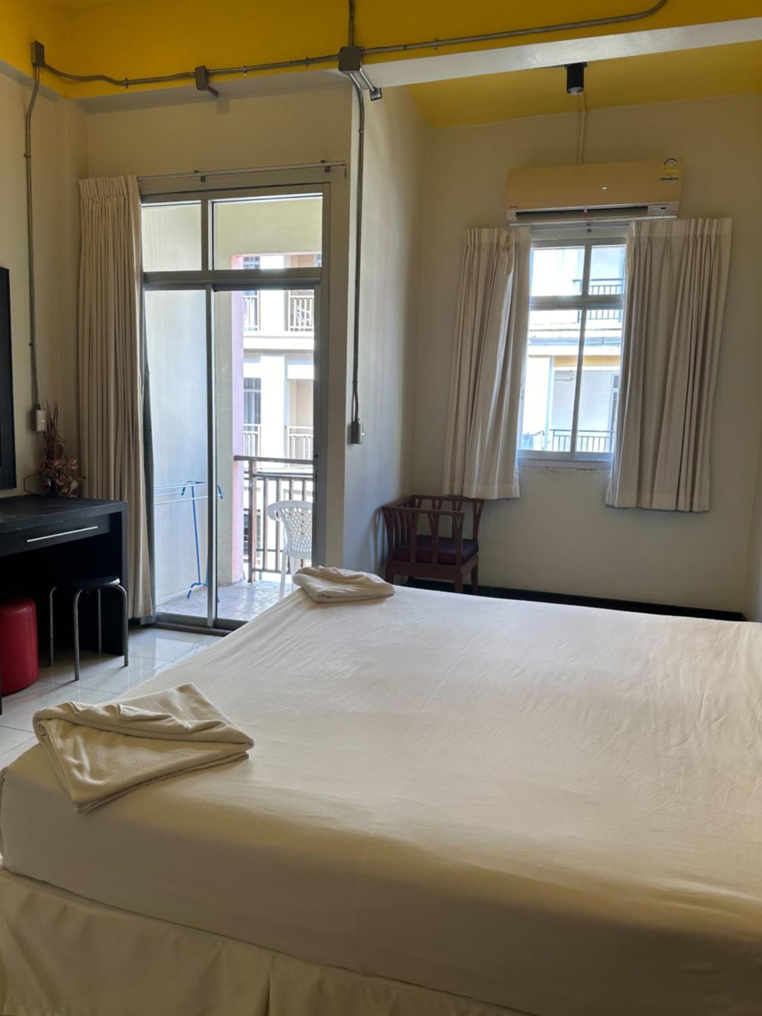 Patong Cozy Place מראה חיצוני תמונה